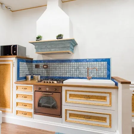 The Imperial E The Bricks