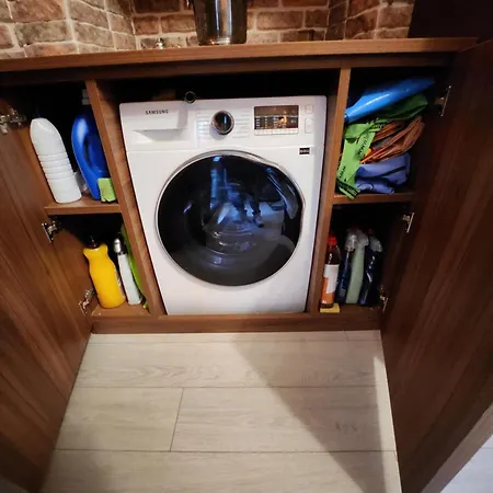 The Imperial E The Bricks *