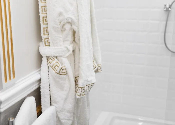 The Imperial E The Bricks *