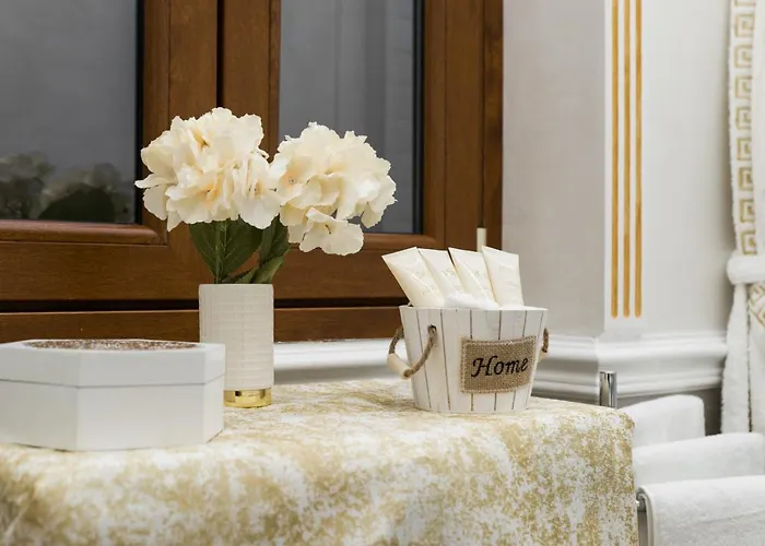 The Imperial E The Bricks * Rom