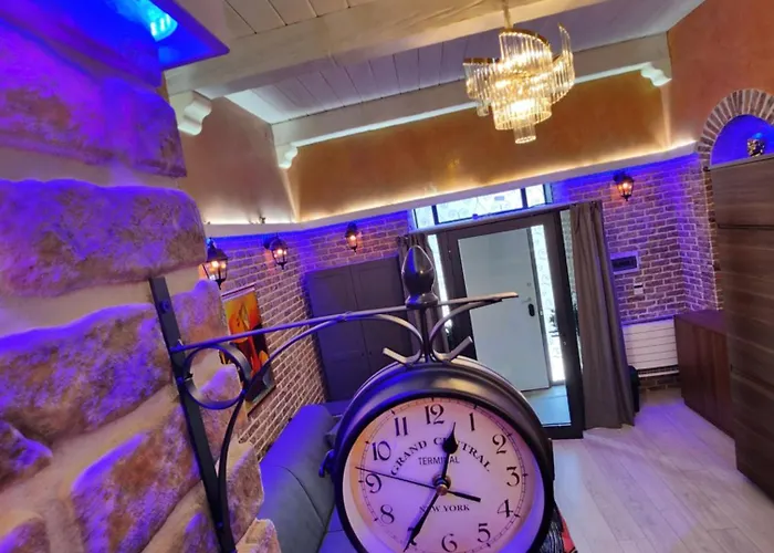 Apartment The Imperial E The Bricks *